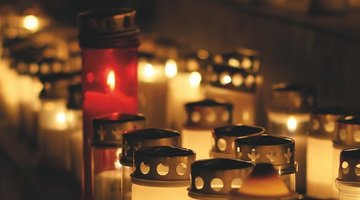 Vorschaubild für Gedenkkerzen-Aktion trägt zum Erhalt heimischer Kriegsgräber bei